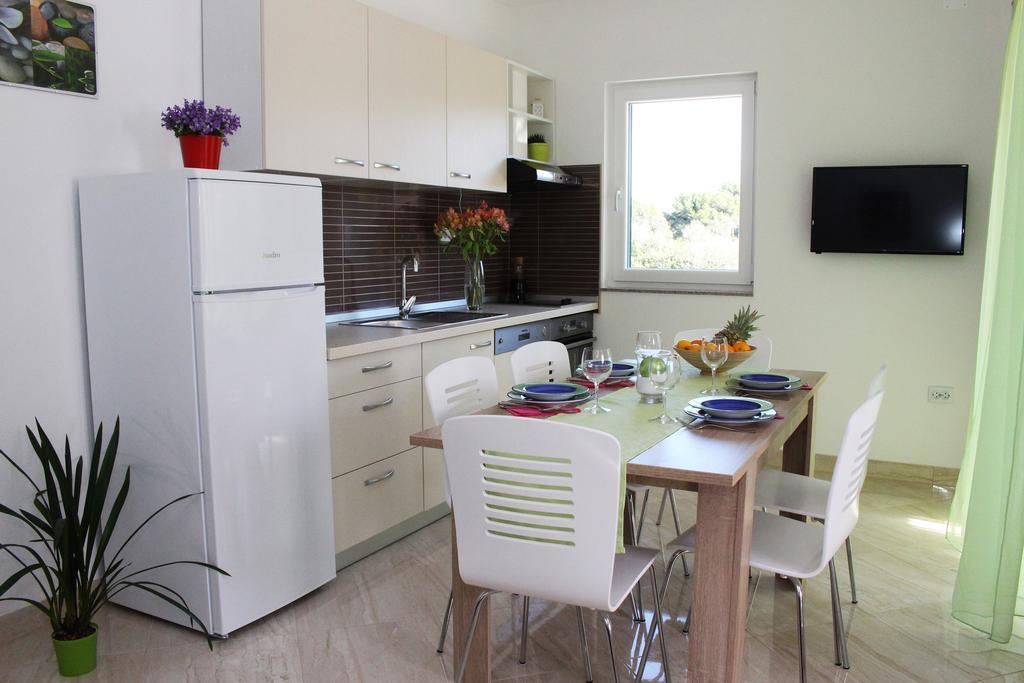 Smart Apartments Brodarica  Εξωτερικό φωτογραφία